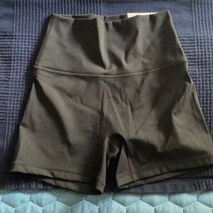 Aerie bike shorts size small